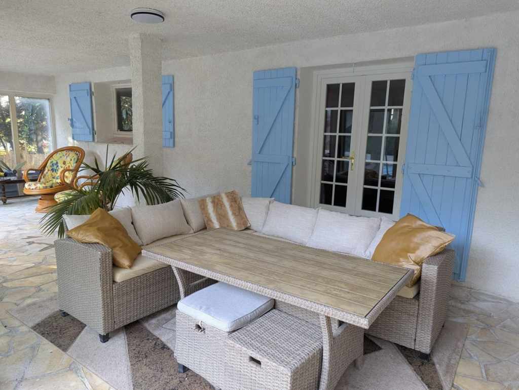 Picture of a veranda in the accomodation of French immersion Student in South of France, Carcassonne